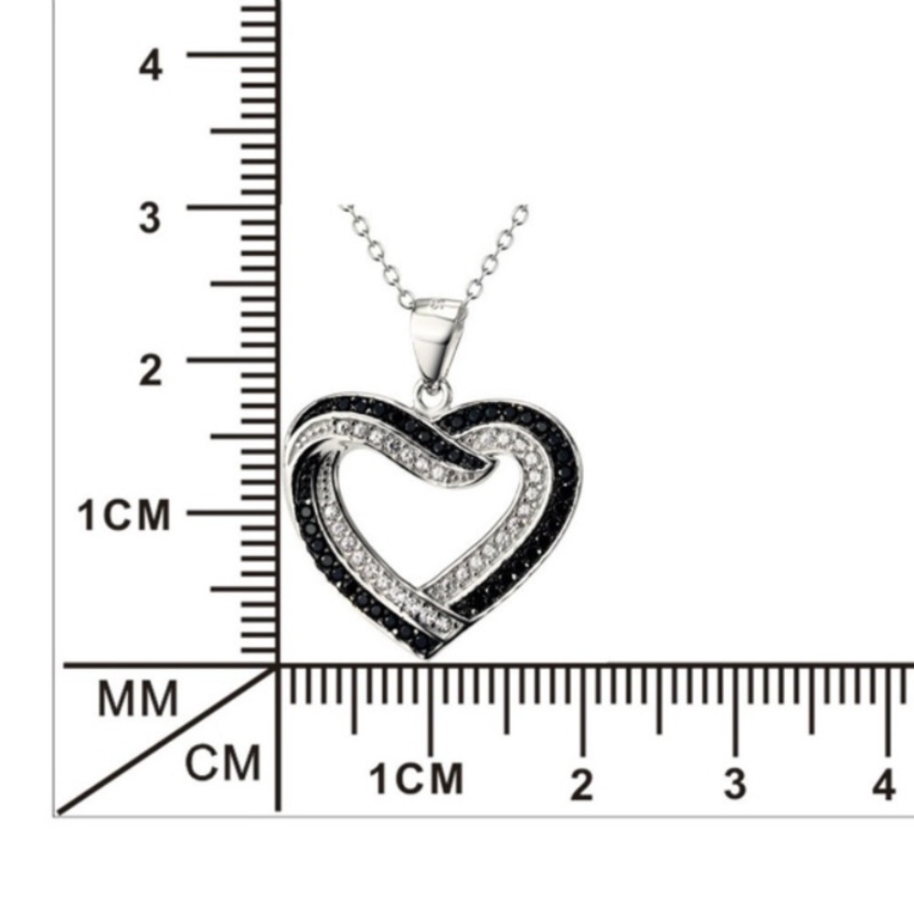 Stunning Black & White Crystal Heart Pendant Chain - Picture 5 of 5